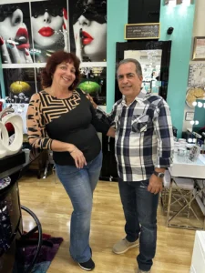 Una tienda nacida del empeño: el sueño compartido de Olga y Juan Carlos